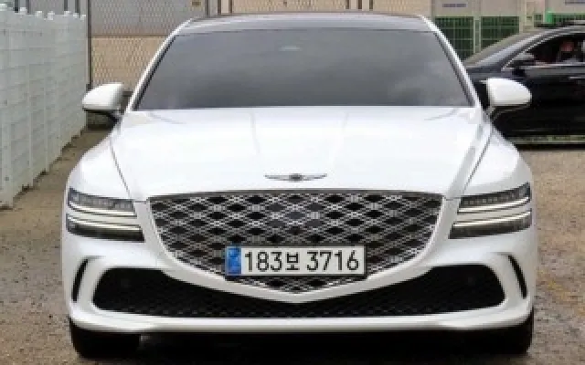 G80전기 중고차 G80(RG3) 2.5 가솔린 터보 AWD 매물 사진 14 - 2024/10 12,303km
